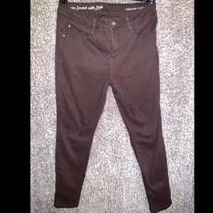 Signature Studio skinny jean